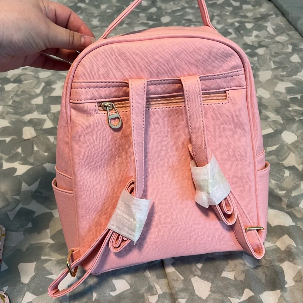 Pink Heart-Patterned Backpack - Picture 2 of 5
